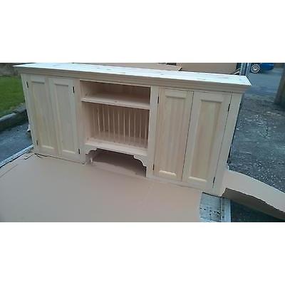 Solid pine kitchen wall cabinet with plate rack